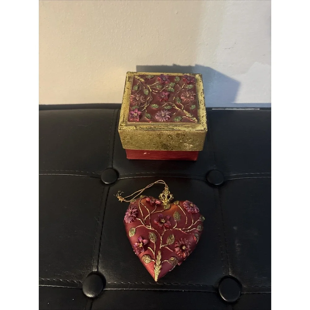 Vintage Cloisonne Enamel Heart Floral Ornament Gold-Tone Metal & Box